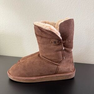 Bearpaw Brown Elena Sheepskin Warm Shearling Winter Button Boots Size 9